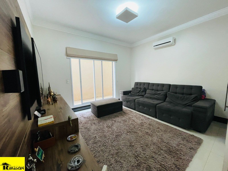 Casa de Condomínio com 4 quartos à venda e aluguel, 283m² — foto 4 de 25