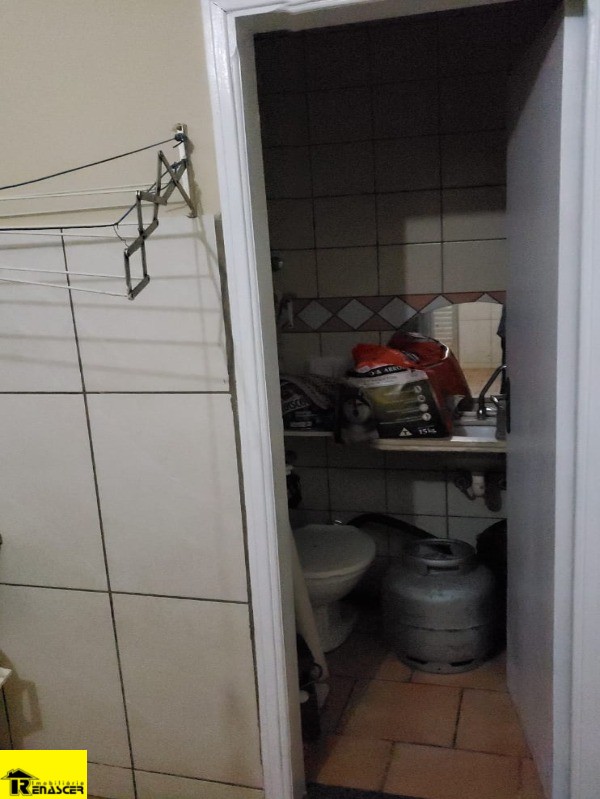 Casa com 3 quartos à venda, 220m² — foto 21 de 24