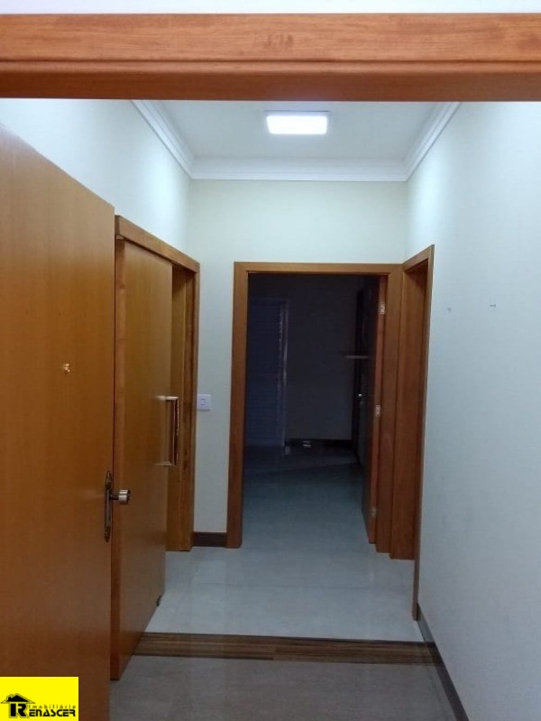Casa de Condomínio com 3 quartos à venda, 240m² — foto 9 de 21