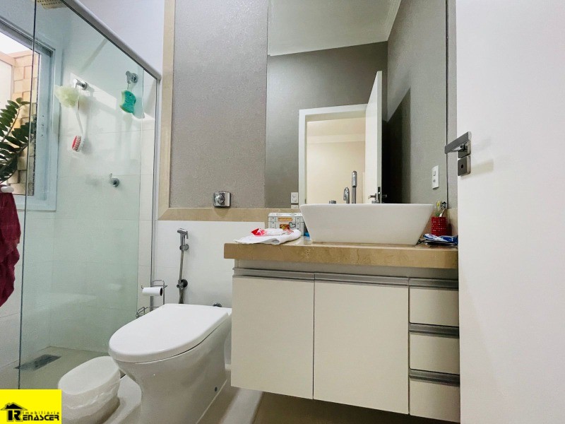 Casa de Condomínio com 4 quartos à venda e aluguel, 283m² — foto 17 de 25