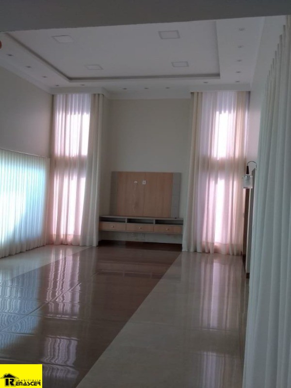 Casa de Condomínio com 3 quartos à venda, 240m² — foto 7 de 21