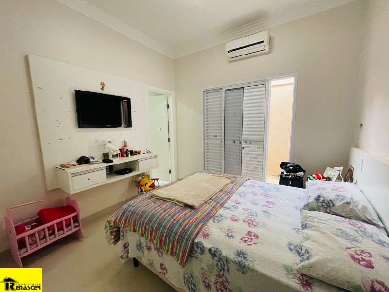Casa de Condomínio com 4 quartos à venda e aluguel, 283m² — foto 13 de 25