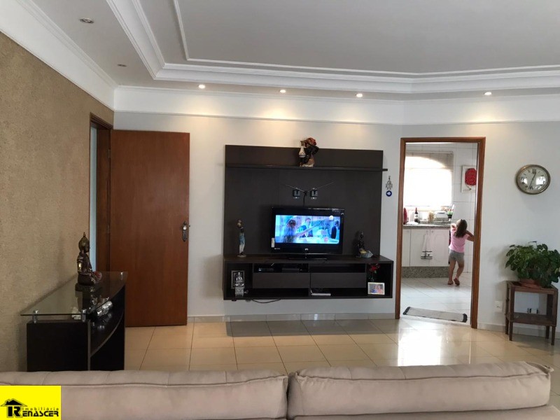 Apartamento com 3 quartos à venda, 144m² — foto 3 de 37