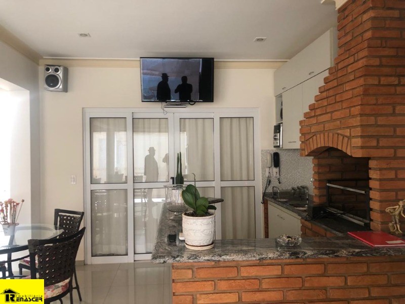 Casa de Condomínio com 3 quartos à venda, 280m² — foto 4 de 27