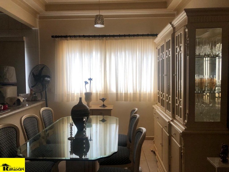 Casa de Condomínio com 3 quartos à venda, 280m² — foto 16 de 27
