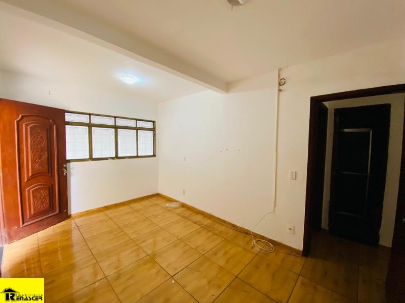 Casa com 3 quartos à venda, 160m² — foto 4 de 15