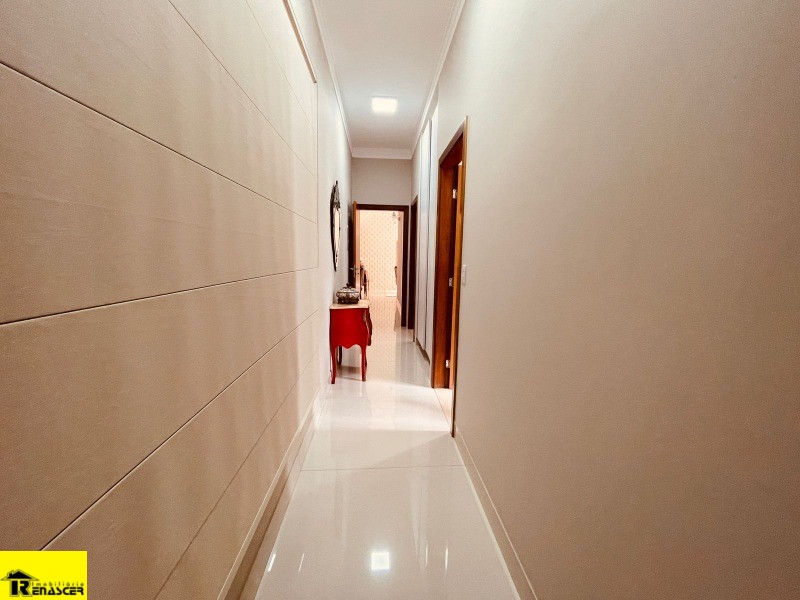 Casa de Condomínio com 3 quartos à venda, 270m² — foto 16 de 35