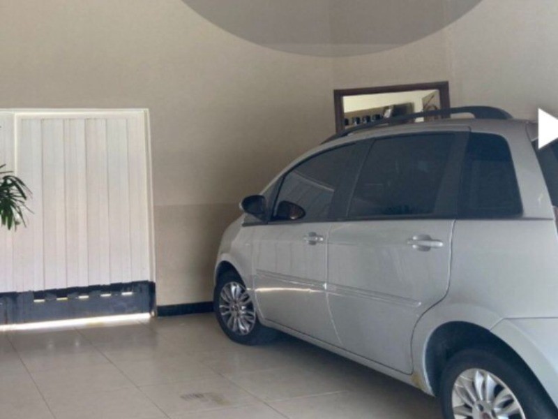 Casa com 3 quartos à venda, 145m² — foto 3 de 24