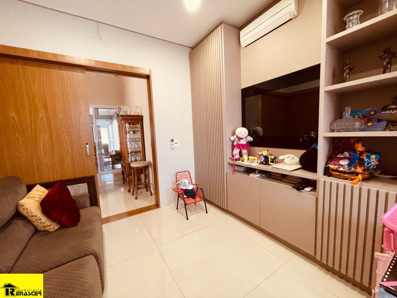 Casa de Condomínio com 3 quartos à venda, 270m² — foto 11 de 35
