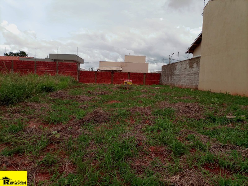Terreno / Lote / Condomínio  à venda, 200m² — foto 1 de 10