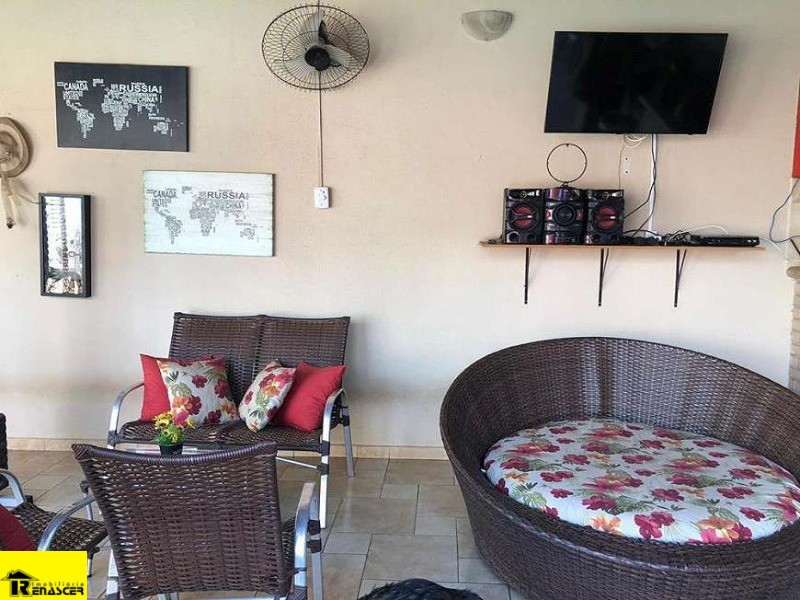 Casa com 3 quartos à venda — foto 7 de 19