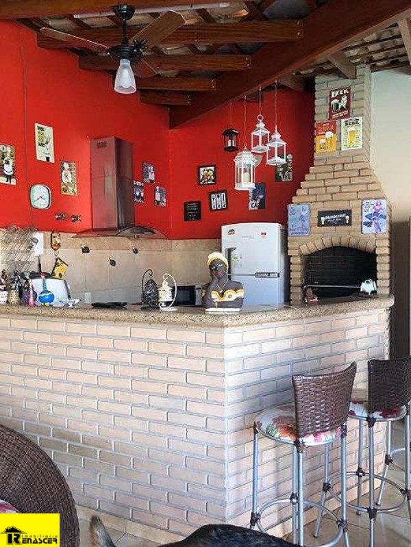 Casa com 3 quartos à venda — foto 8 de 19