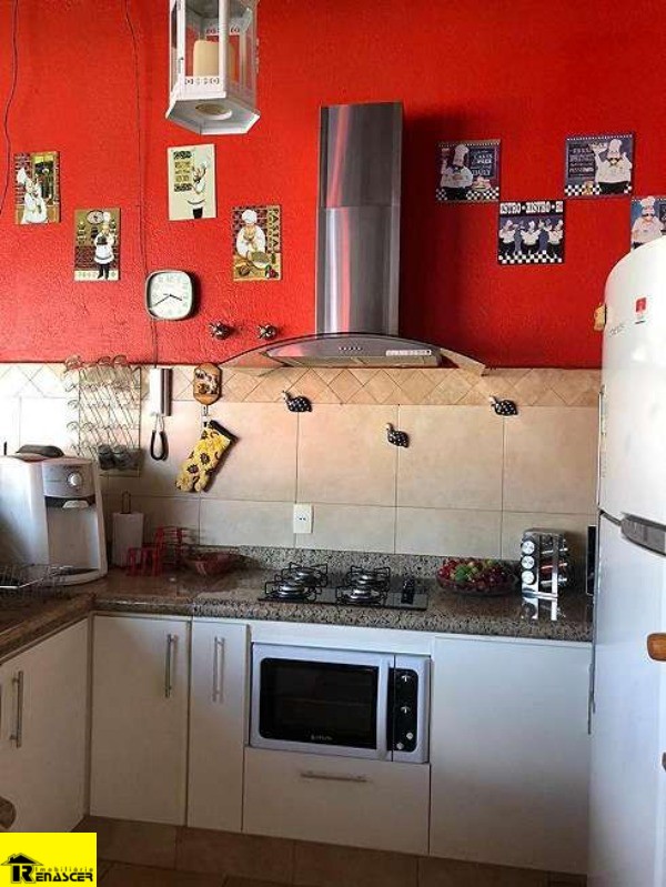 Casa com 3 quartos à venda — foto 4 de 19