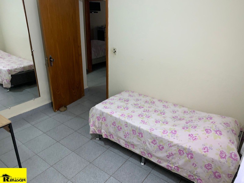 Casa com 3 quartos à venda, 150m² — foto 3 de 21