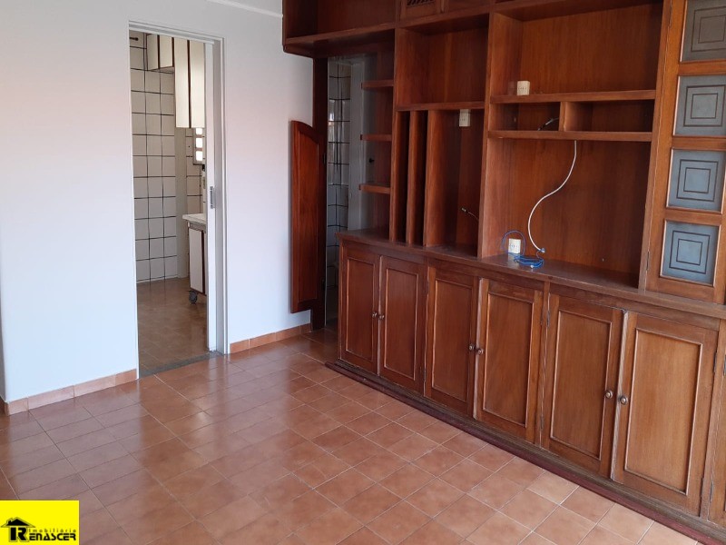 Apartamento com 3 quartos à venda, 81m² — foto 2 de 15