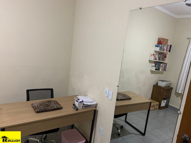 Casa com 3 quartos à venda, 150m² — foto 18 de 21
