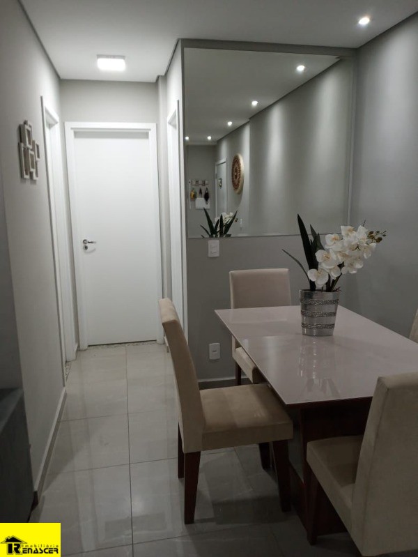 Apartamento com 2 quartos à venda, 57m² — foto 4 de 10