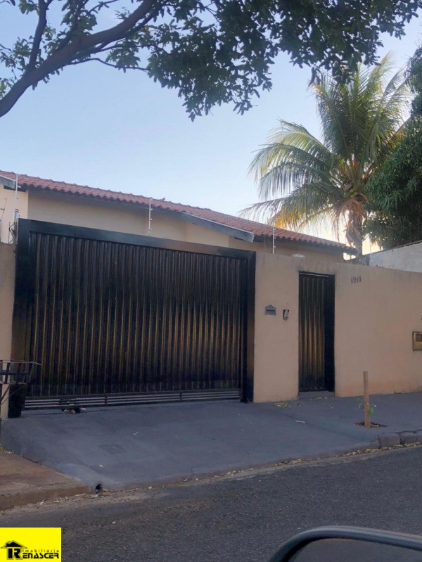 Casa com 2 quartos à venda, 175m² — foto 3 de 12
