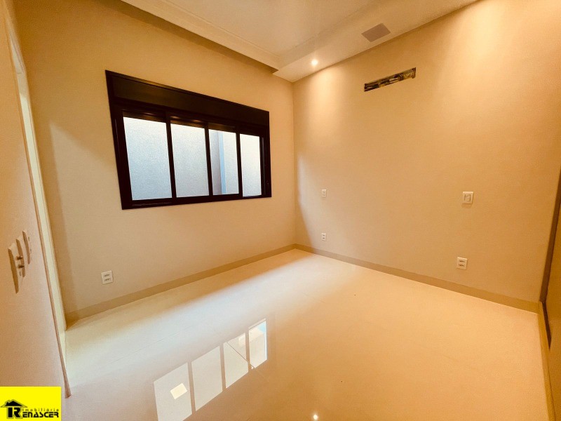 Casa de Condomínio com 3 quartos à venda, 400m² — foto 24 de 32