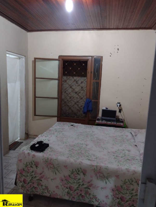 Casa com 4 quartos à venda, 180m² — foto 10 de 11