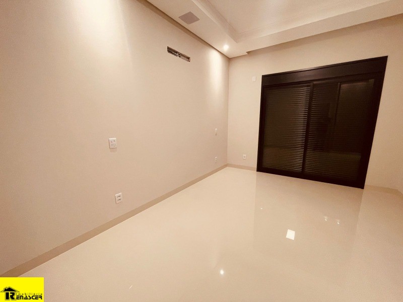 Casa de Condomínio com 3 quartos à venda, 400m² — foto 31 de 32