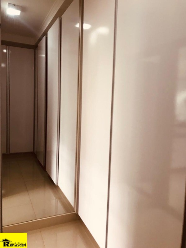 Casa de Condomínio com 3 quartos à venda, 225m² — foto 11 de 19