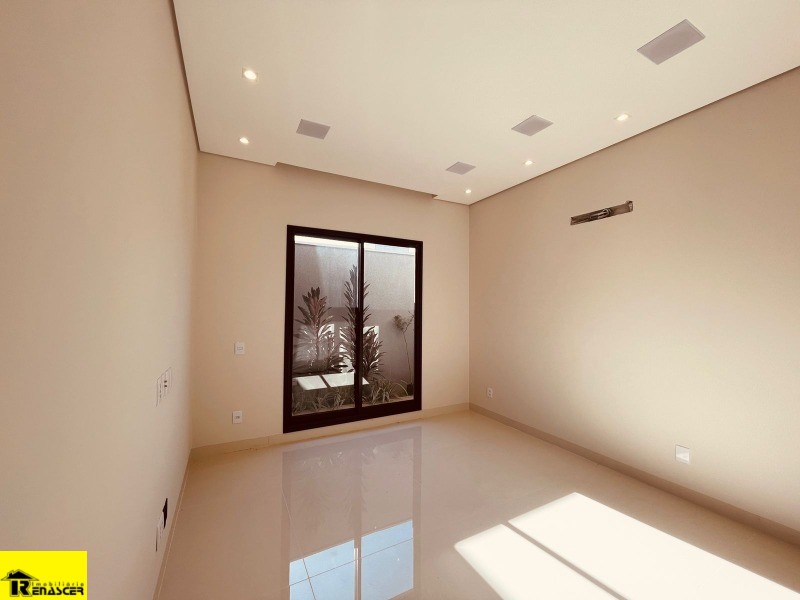 Casa de Condomínio com 3 quartos à venda, 400m² — foto 16 de 32