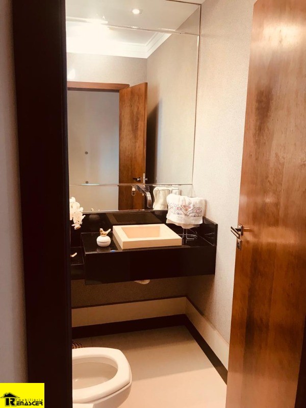 Casa de Condomínio com 3 quartos à venda, 225m² — foto 19 de 19