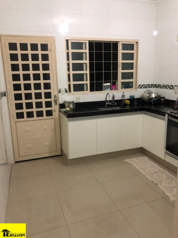 Casa com 2 quartos à venda, 175m² — foto 5 de 12
