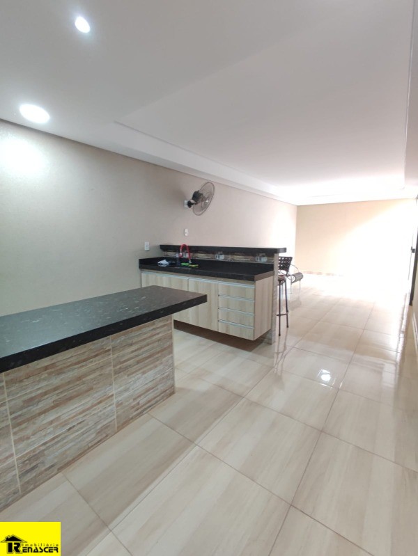 Casa com 3 quartos à venda, 200m² — foto 12 de 25
