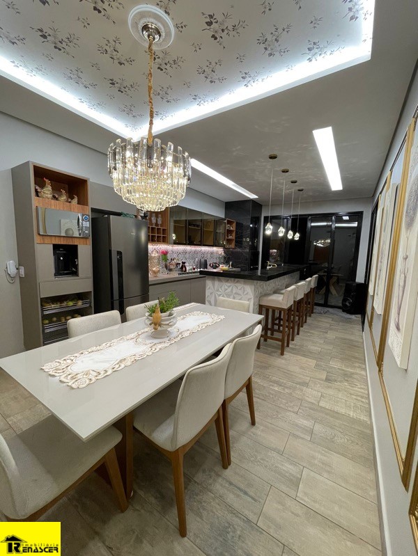Casa com 3 quartos à venda, 159m² — foto 32 de 33