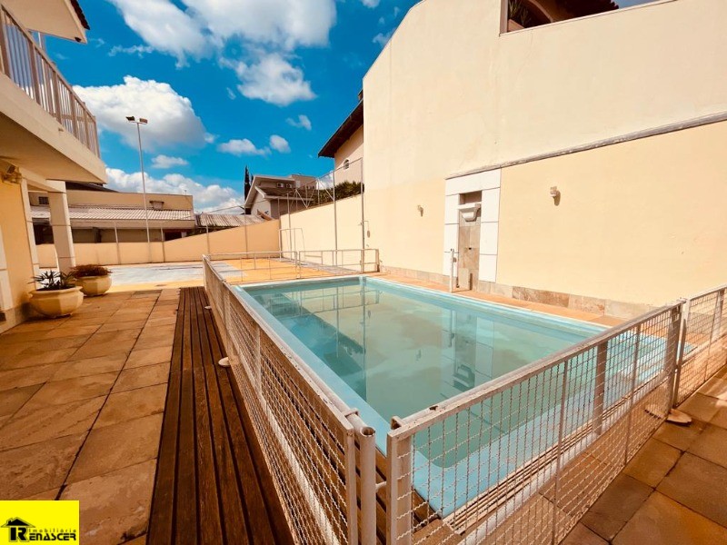 Casa com 4 quartos à venda e aluguel, 900m² — foto 16 de 37