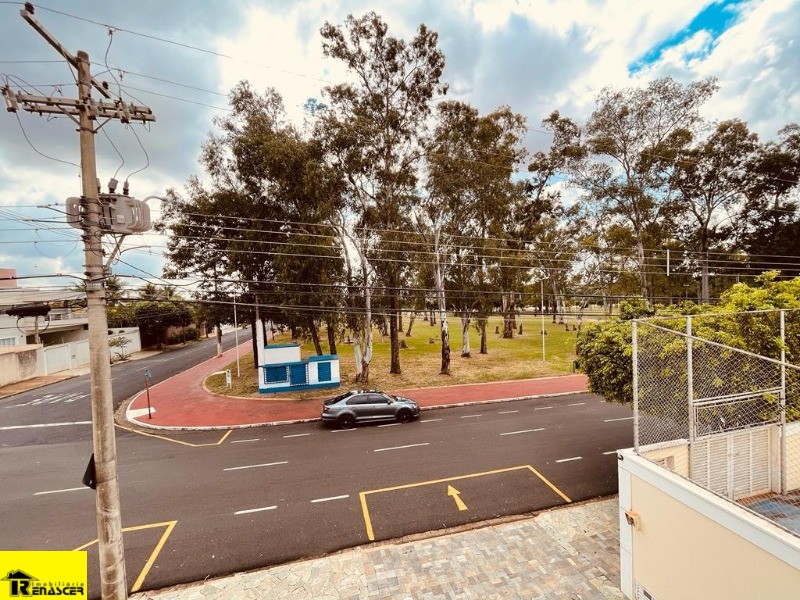 Casa com 4 quartos à venda e aluguel, 900m² — foto 35 de 37