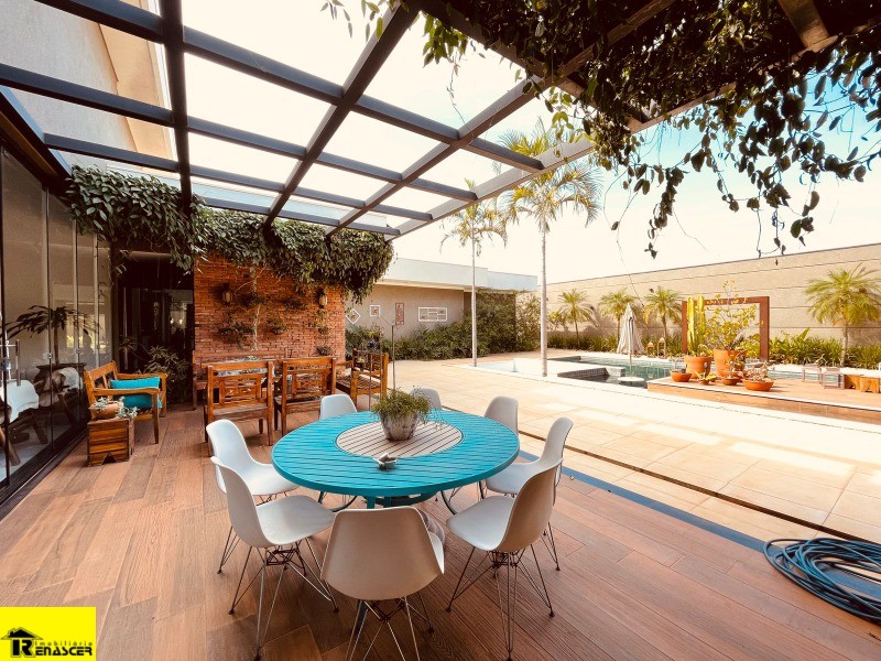 Casa de Condomínio com 5 quartos à venda, 1400m² — foto 42 de 45