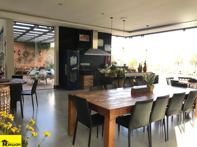 Casa de Condomínio com 5 quartos à venda, 1400m² — foto 29 de 45