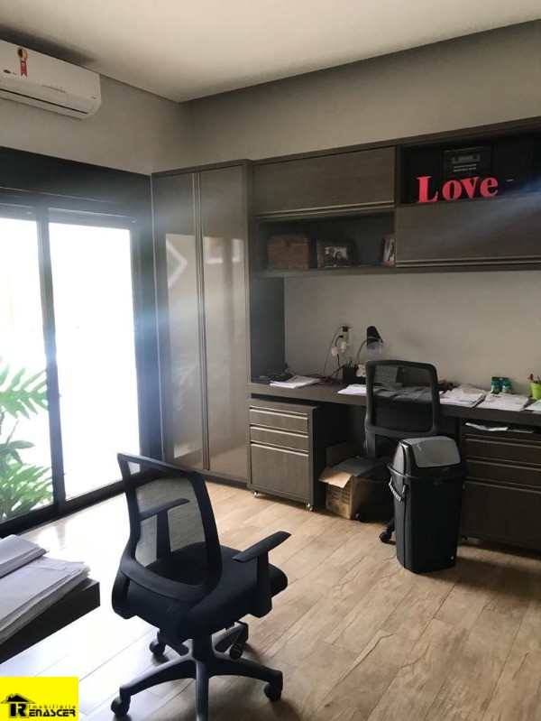 Casa de Condomínio com 5 quartos à venda, 1400m² — foto 25 de 45