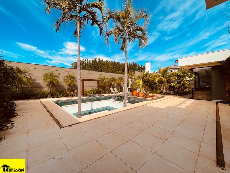 Casa de Condomínio com 5 quartos à venda, 1400m² — foto 40 de 45