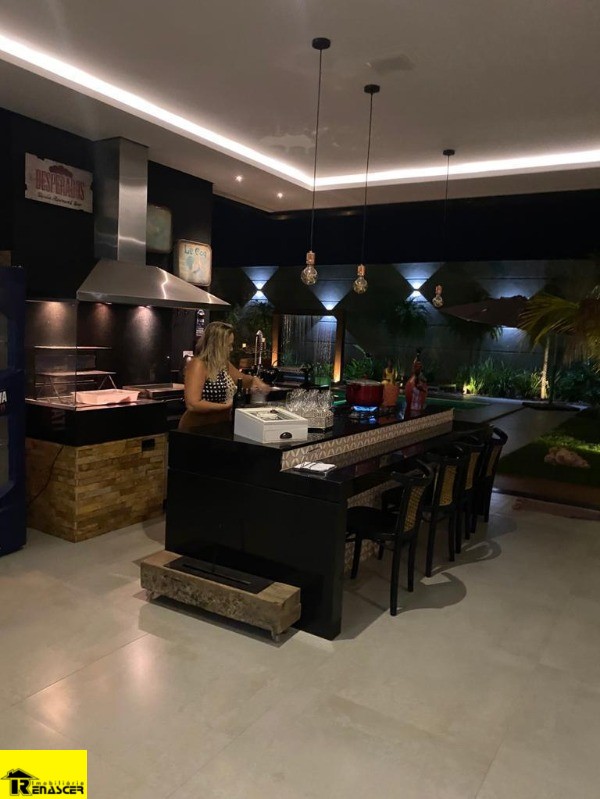 Casa de Condomínio com 5 quartos à venda, 1400m² — foto 11 de 45