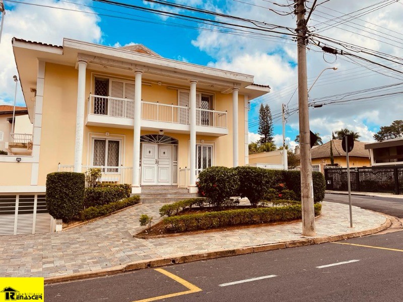 Casa com 4 quartos à venda e aluguel, 900m² — foto 2 de 37