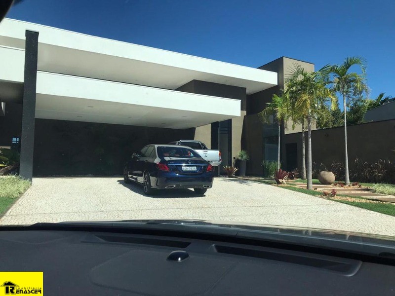 Casa de Condomínio com 5 quartos à venda, 1400m² — foto 4 de 45