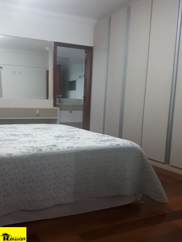 Apartamento com 3 quartos à venda, 100m² — foto 20 de 28