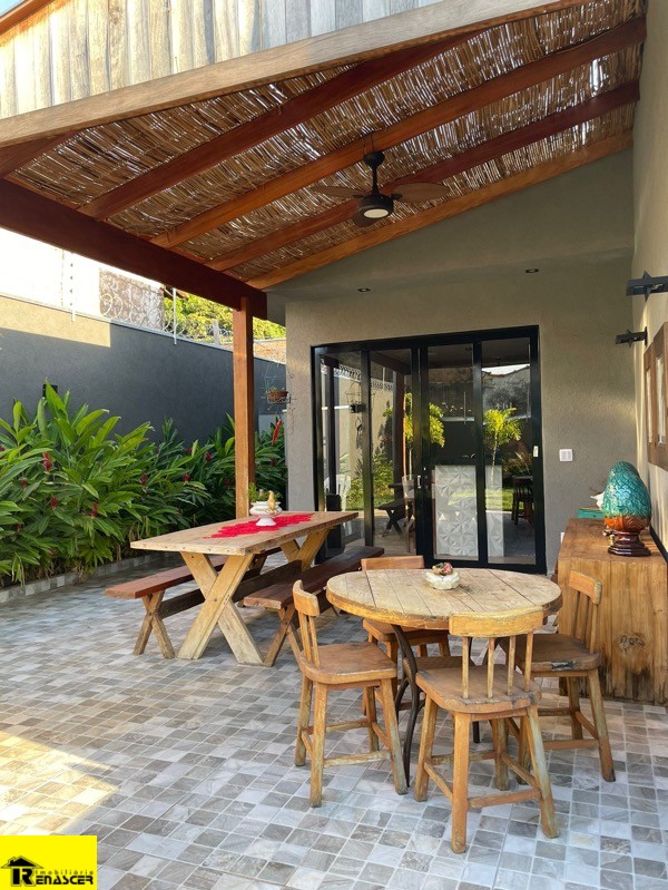 Casa com 3 quartos à venda, 159m² — foto 28 de 33