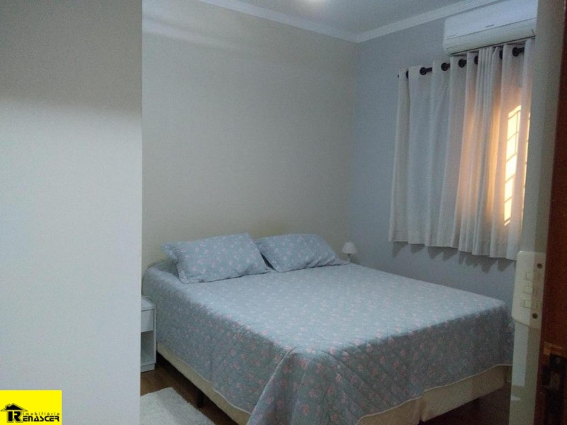 Casa com 2 quartos à venda, 200m² — foto 23 de 35