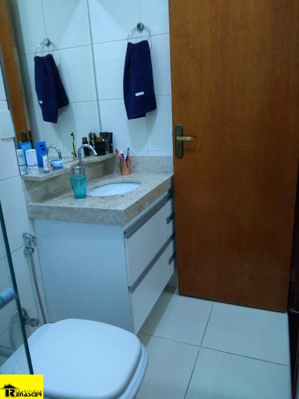 Casa com 2 quartos à venda, 200m² — foto 33 de 35