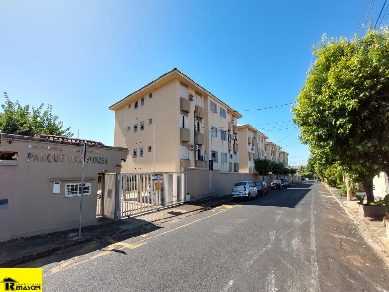Apartamento com 2 quartos à venda, 65m² — foto 2 de 16