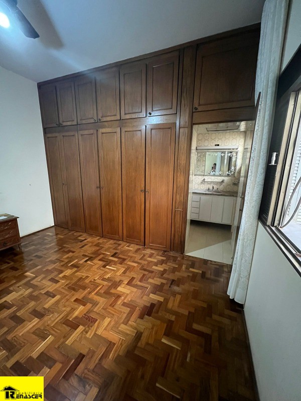 Casa com 3 quartos à venda, 180m² — foto 21 de 39