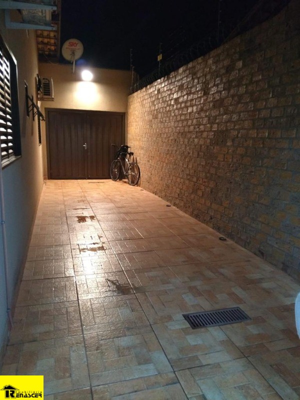 Casa com 2 quartos à venda, 200m² — foto 12 de 35