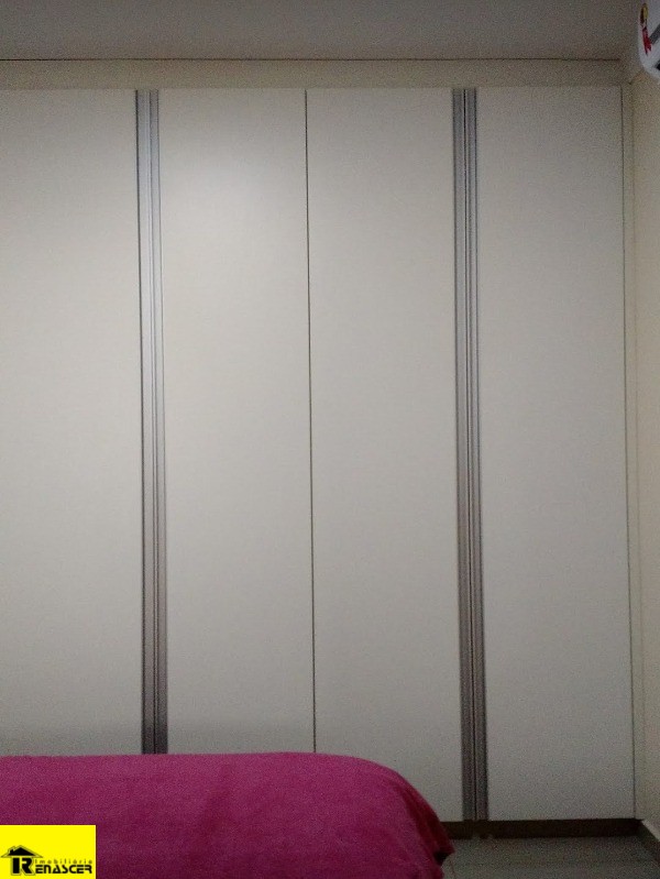 Casa de Condomínio com 3 quartos à venda, 220m² — foto 13 de 19