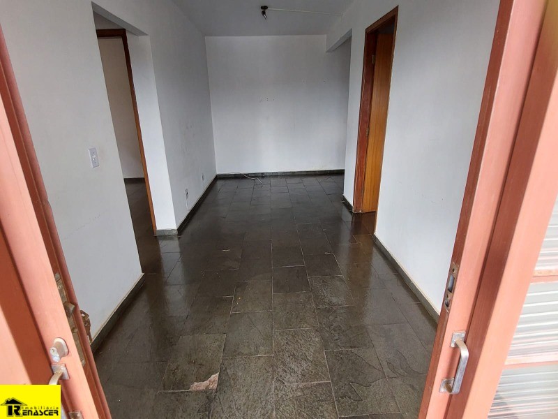 Apartamento com 2 quartos à venda, 68m² — foto 4 de 11