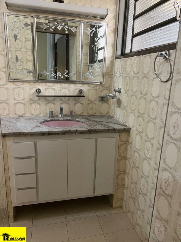 Casa com 3 quartos à venda, 180m² — foto 24 de 39